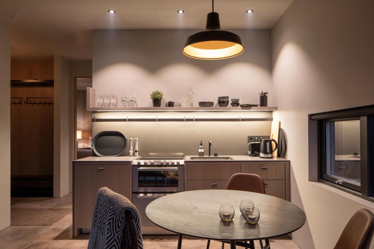 Hemrumork - Chalet upper (Efri torfa) - Housity