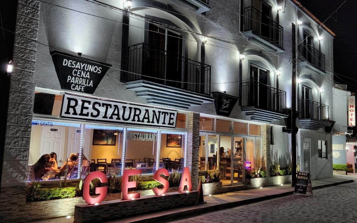 Hotel Gesa - Housity