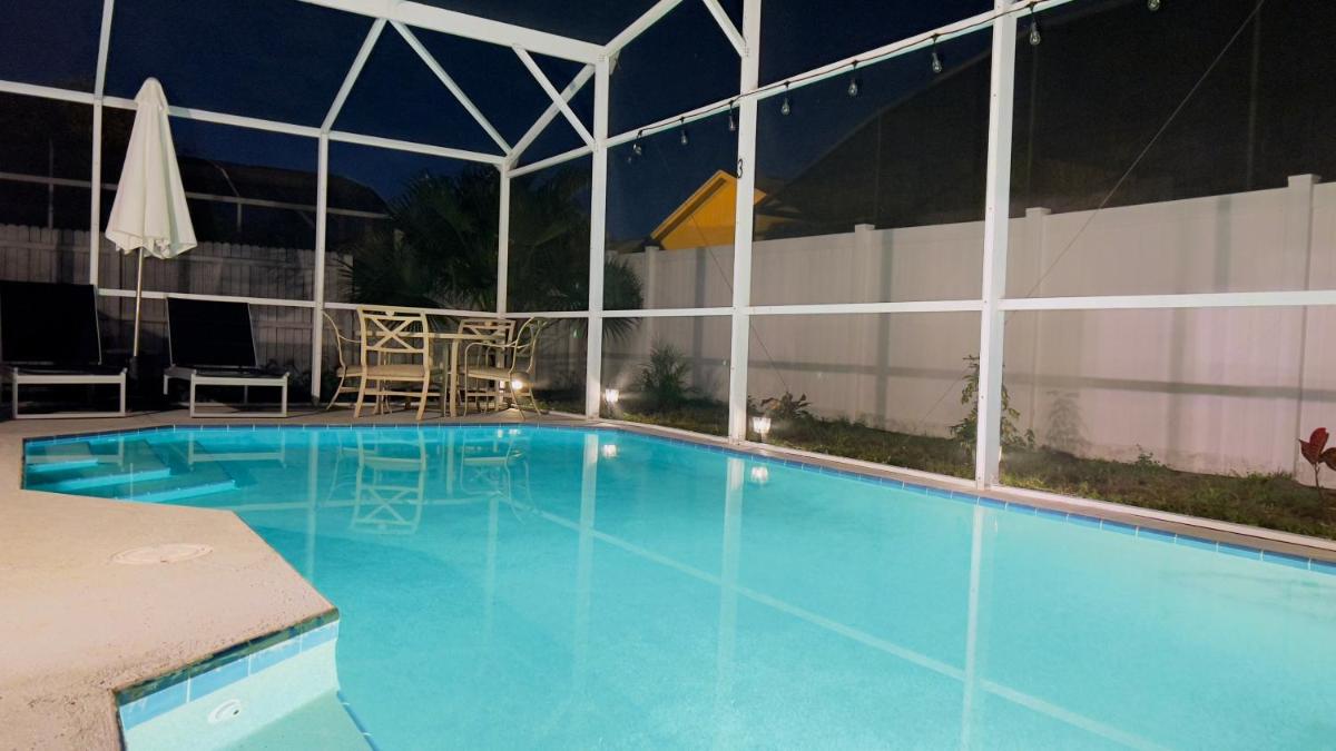 Renovated Entire Close 2 Disney - Housity