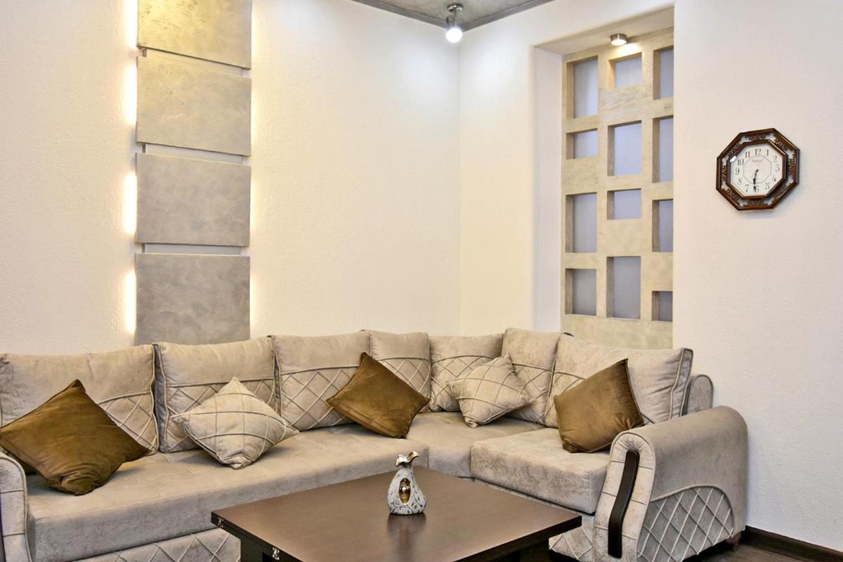 Apart House in Yerevan Mashtots Avenue - Housity