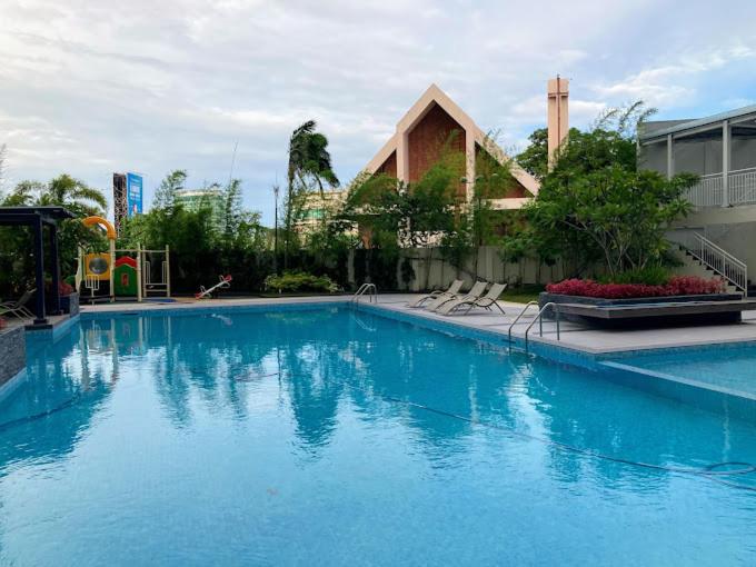 CONDO STAYCATION - Housity