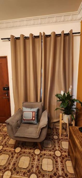 Casa/apt, com área, churrasqueira, cervejeira - Housity