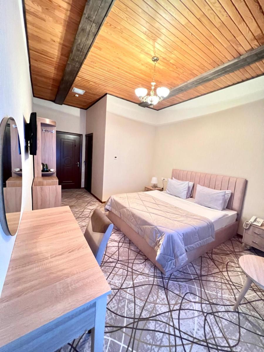 Cinema Boutique Hotel - Housity