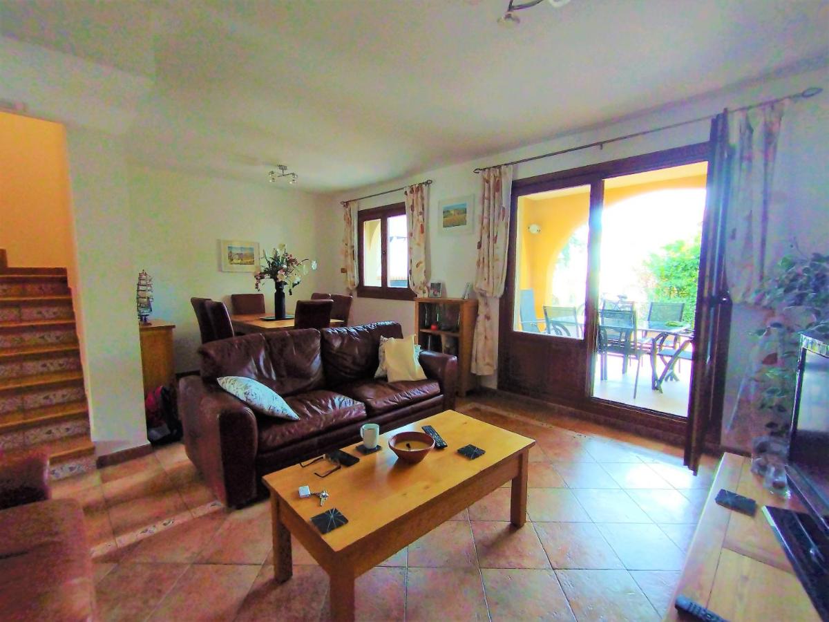 Suitetrails - Impeccable 2-Bed Townhouse in Costa Esuri