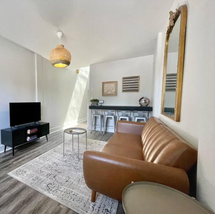 Suitetrails - Geodis Park Apartment in WeHo