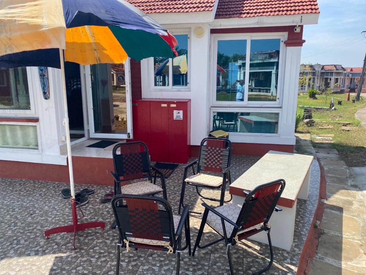 Cozy Villa for Only Vegetarian Food inside Maitree Farm, ECR, Devaneri Village, Mamallapuram - Housity