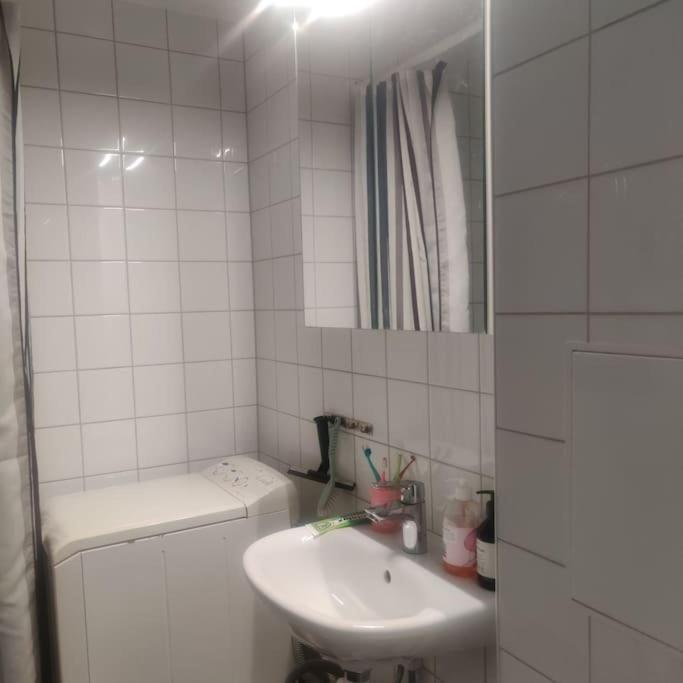 Cosy room, Lidingö island - Housity