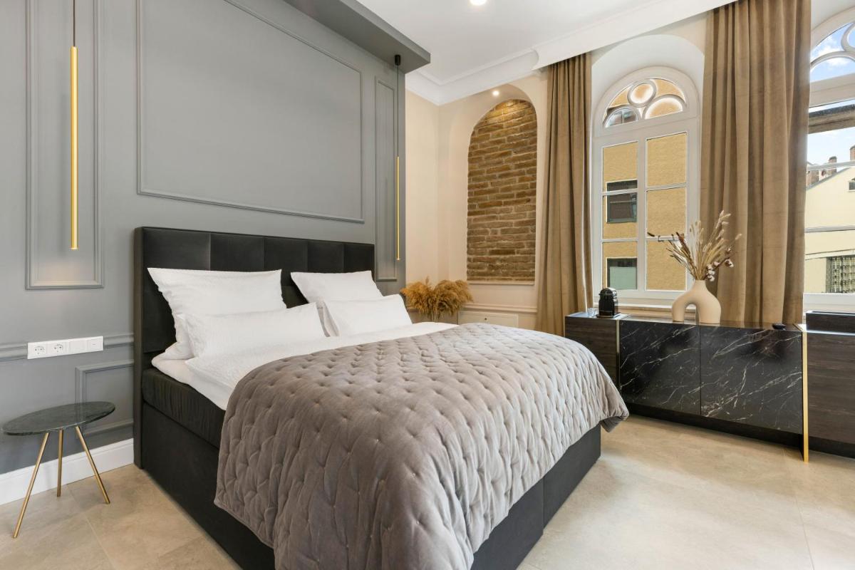NEW I LUXUS Suite I Kingbed I Center - Hizvo