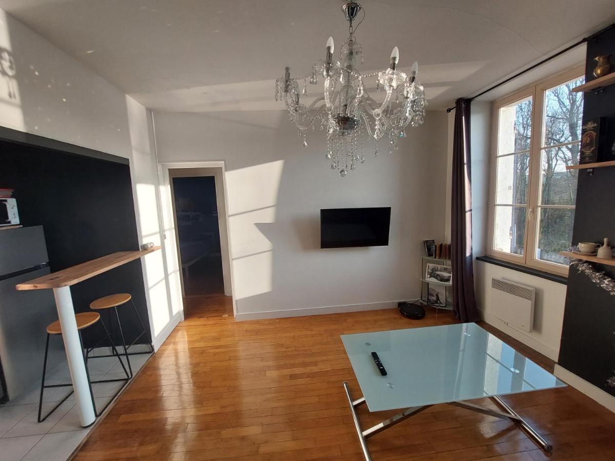 Kilomètre 99 - Housity