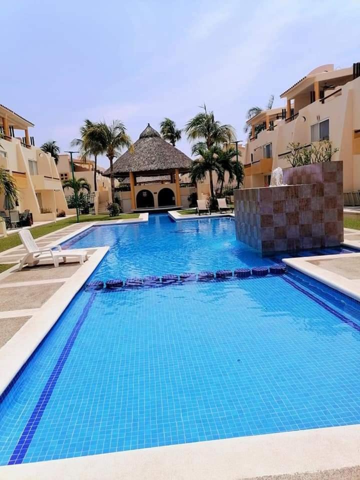 VILLA ACAPULCO DIAMANTE - Hizvo