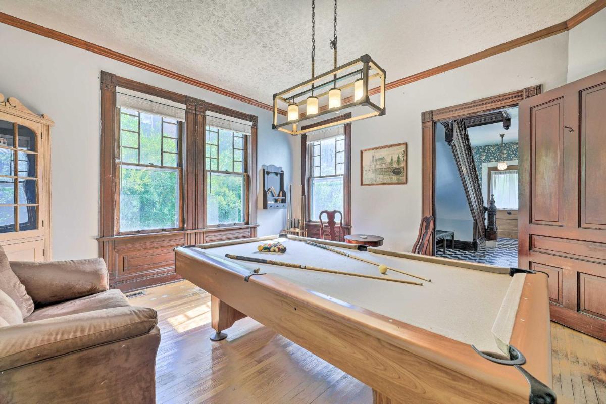 NEW Grand Historic Home - 4 Mi to WEC! - Housity