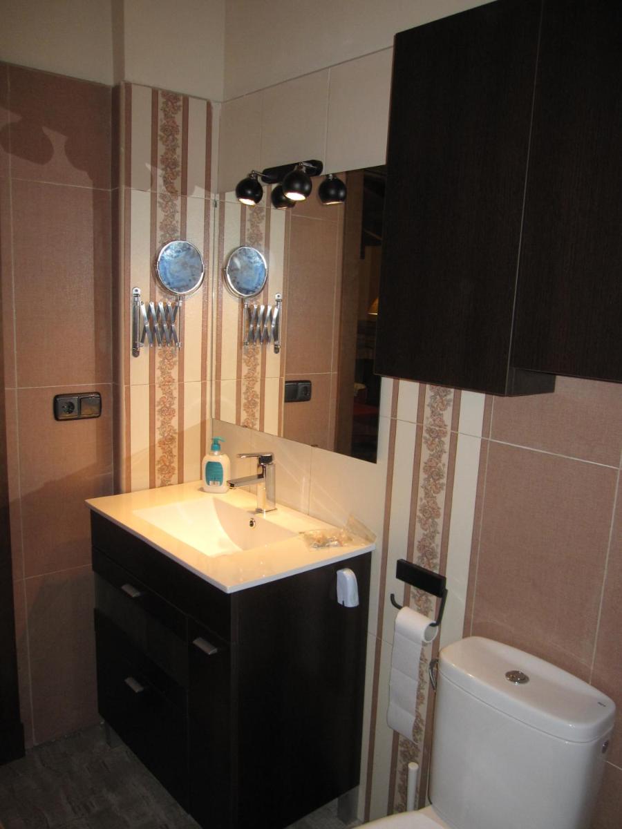 Apartamentos Turísticos EL Duende de Carricuende - Housity