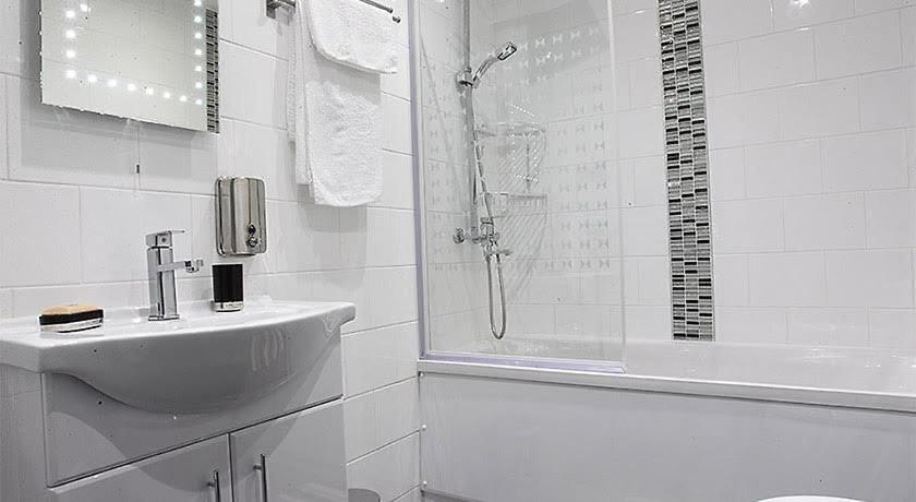 Well located Northern Quarter Apartment sleeps Upto 6 - Housity