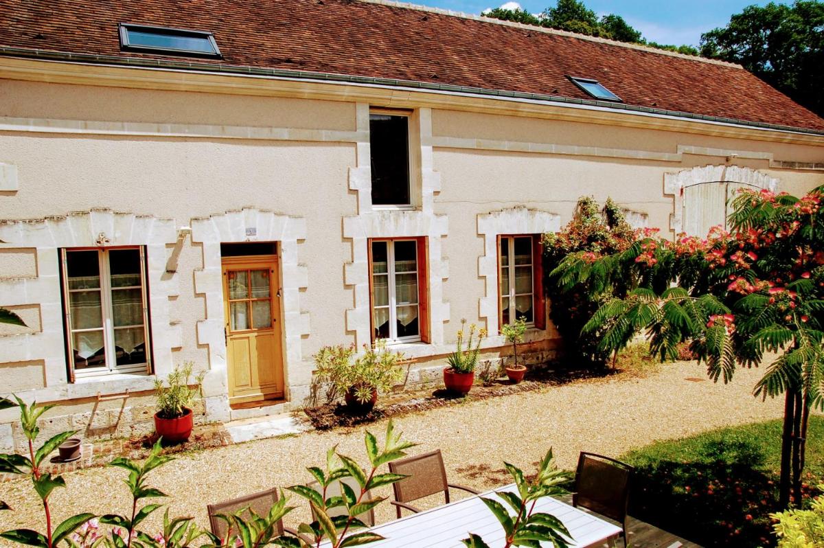 Longère avec jardin - Vallée du Loir - Housity