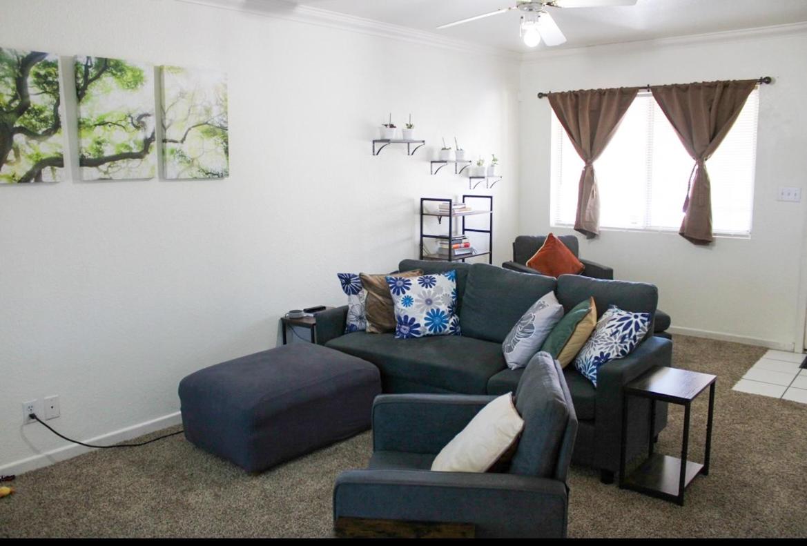 Cozy close to everything shared space!!! - Housity