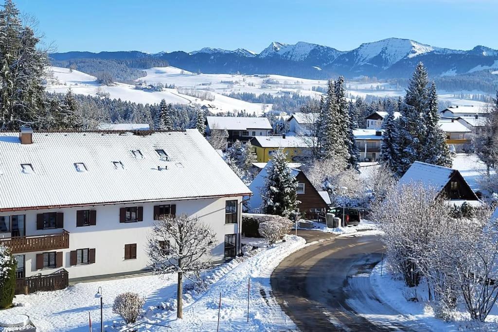 Ferienwohnung im Allgäu mit Bergsicht - Housity