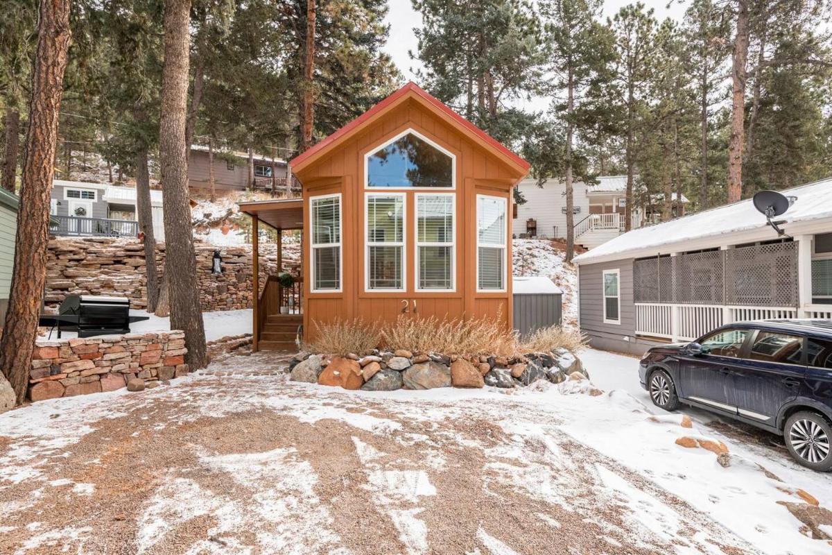 Nature’s Dream w/ Deck + Yard + BBQ - Housity