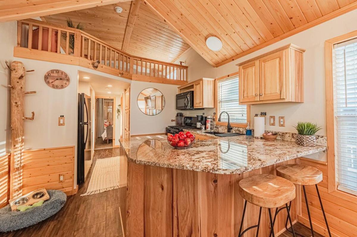 Nature’s Dream w/ Deck + Yard + BBQ - Housity