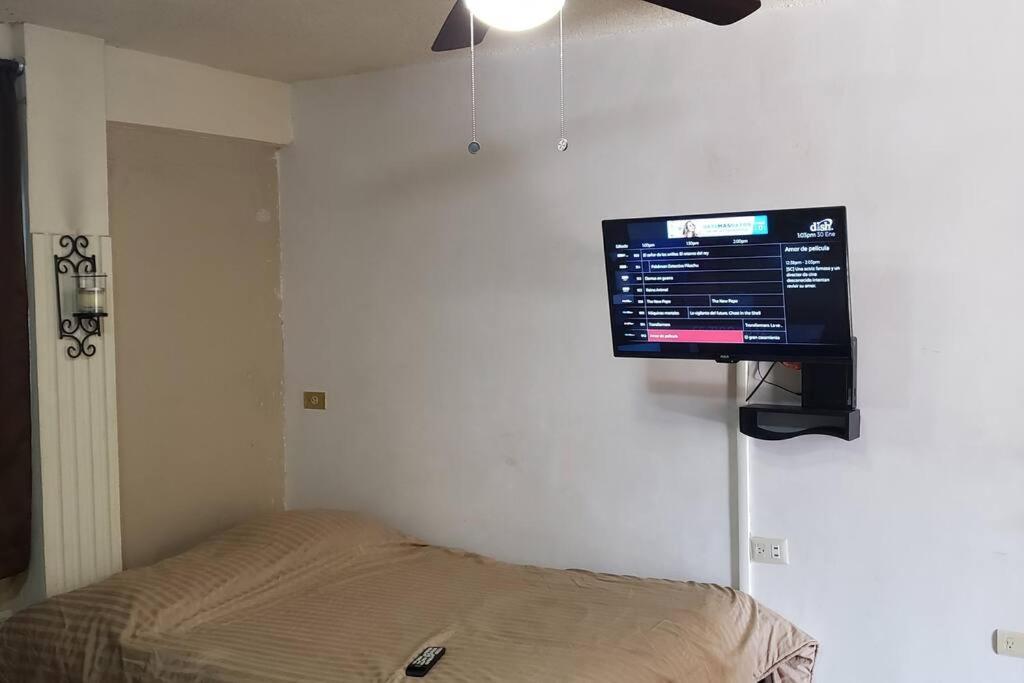 Departamento 2 camas matrimoniales K, wifi, Aire acondicionado, estacionamiento cruzando calle - Housity
