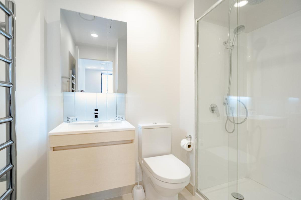 1-bedroom unit in CBD with pool - Housity