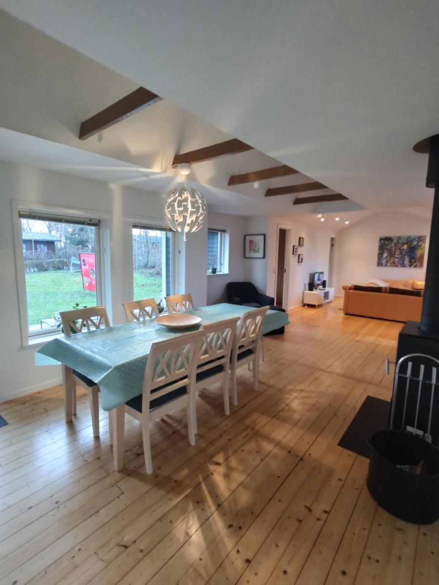Holiday house, one hour away from Copenhagen, pets allowed, 4 rooms - Housity