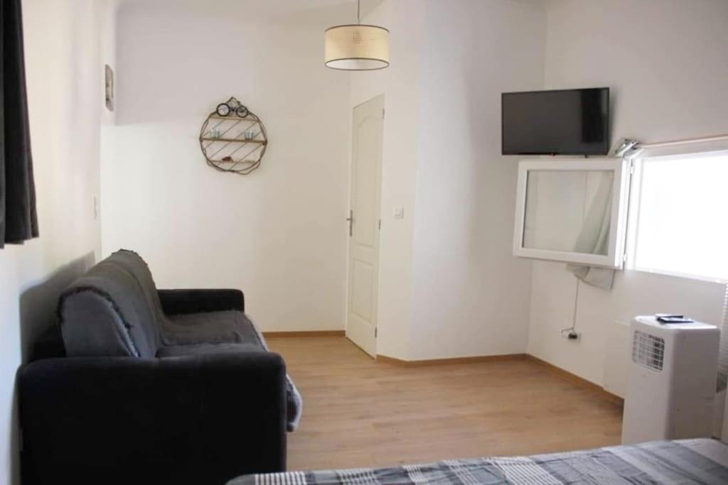 Au cœur de Saint Chamas - Housity