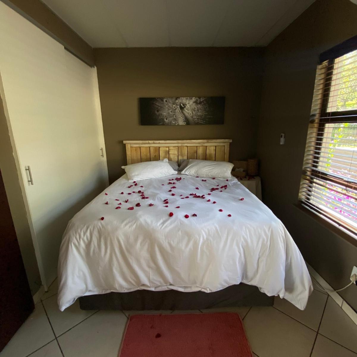 Glenvista Home with a View - Housity