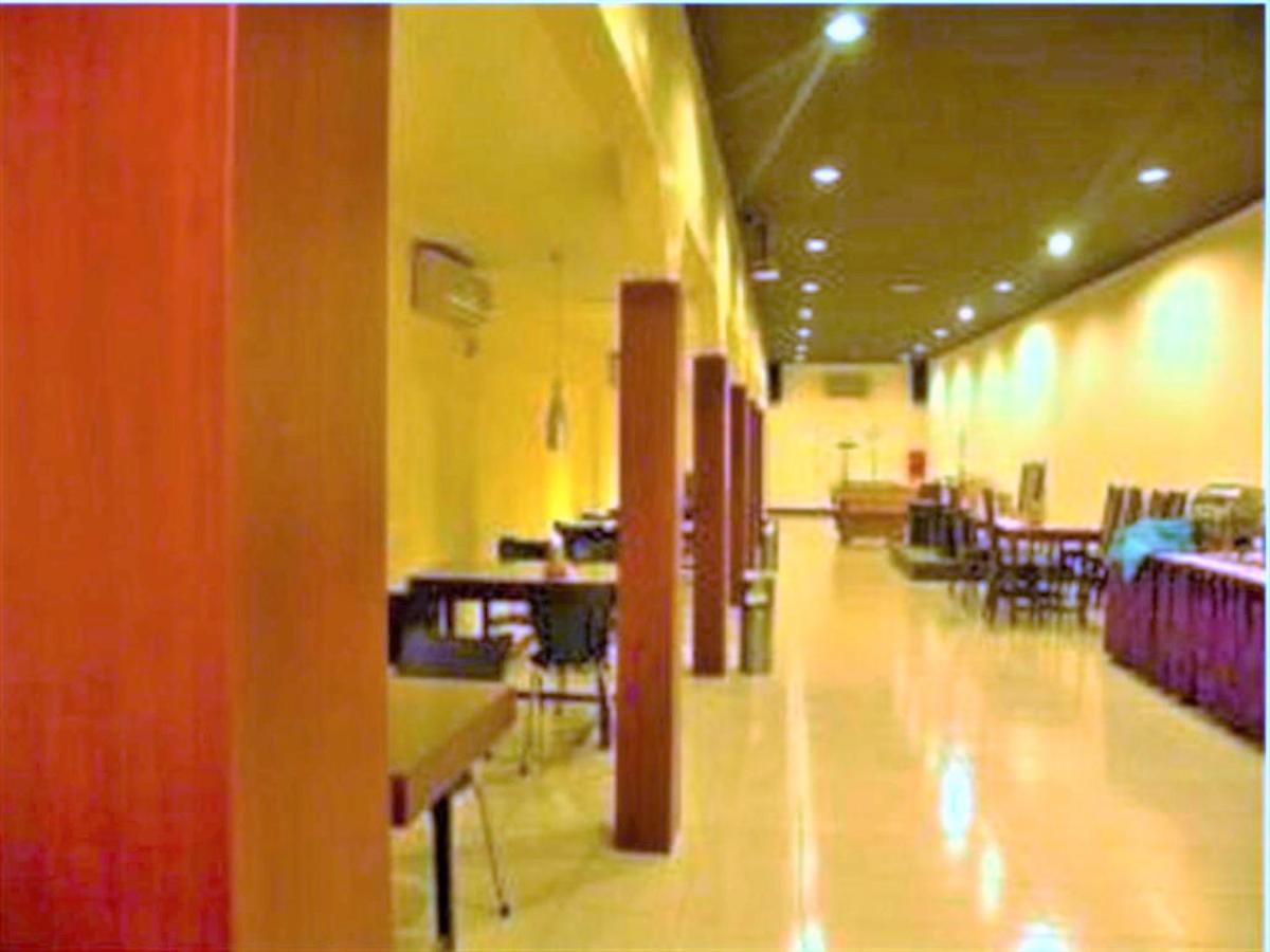 Citra Raya Hotel Banjarmasin - Housity