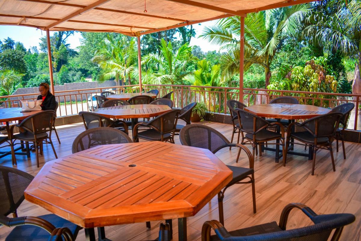 Omega Gardens Hotel - Housity
