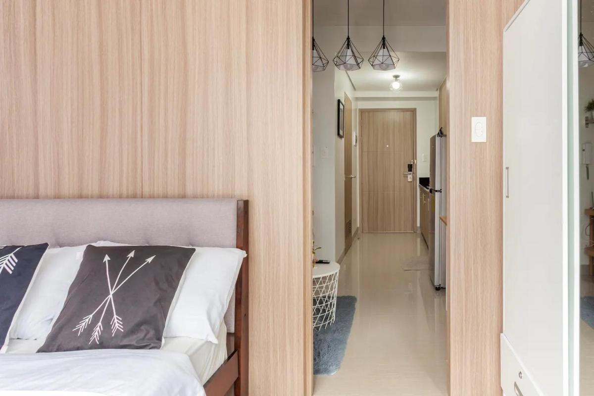 Shore 2 Apartment with Balcony - Housity