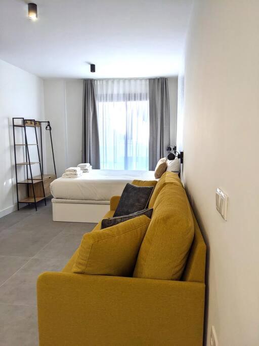 Fira 7 A 1min del Metro y Centro 15min - Housity