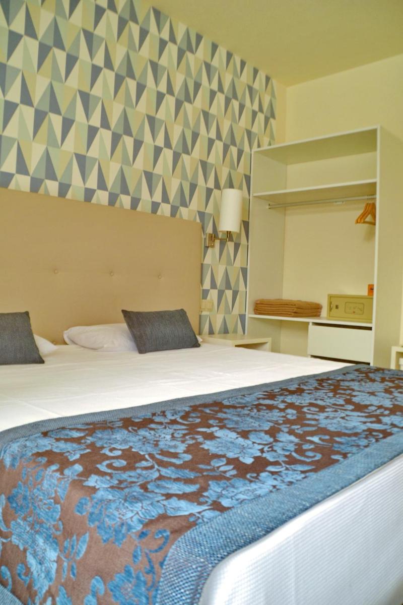 Ouril Hotel Julia - Housity