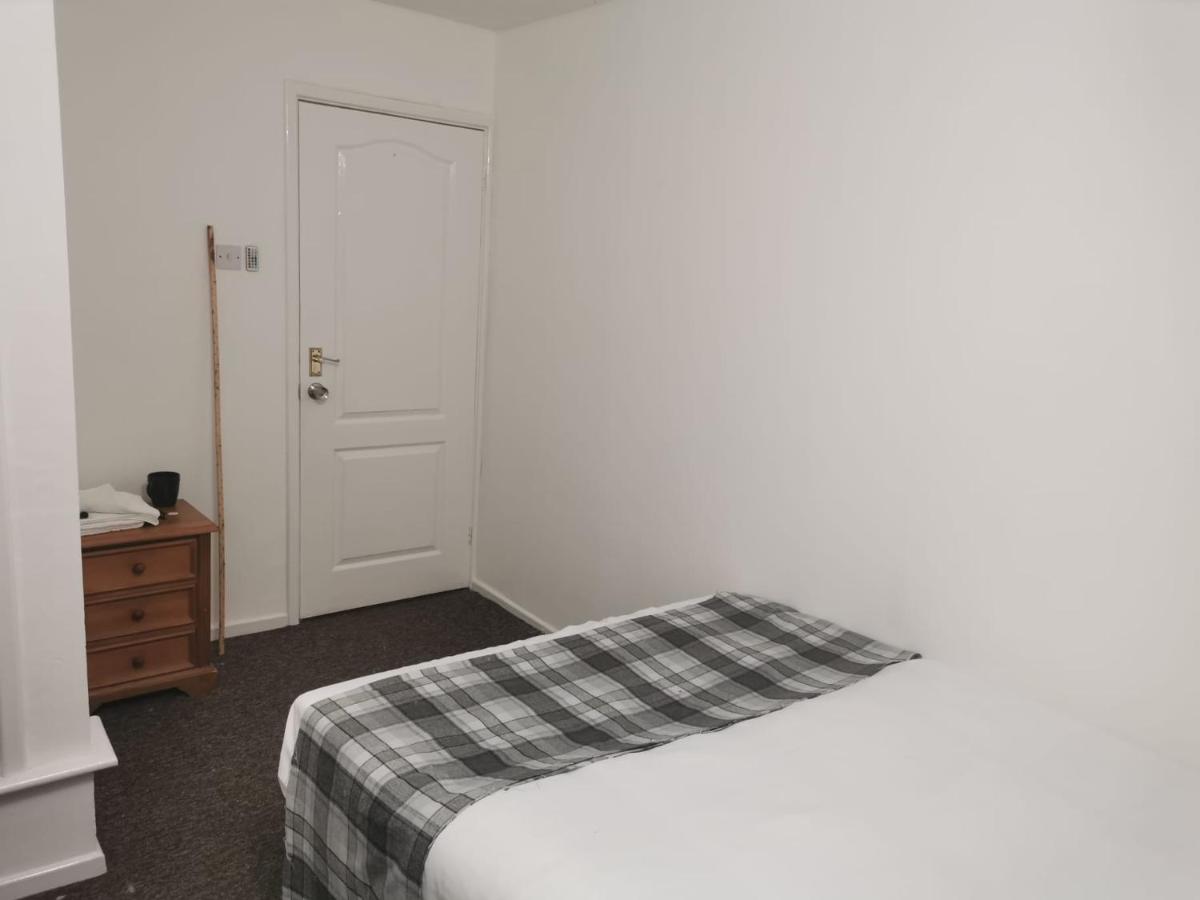 Ella's Place - Housity