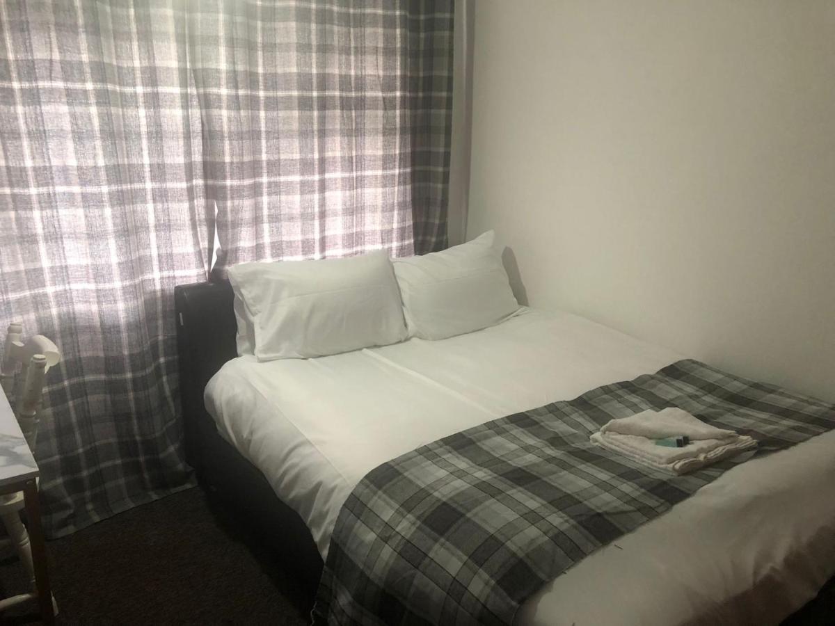 Ella's Place - Housity