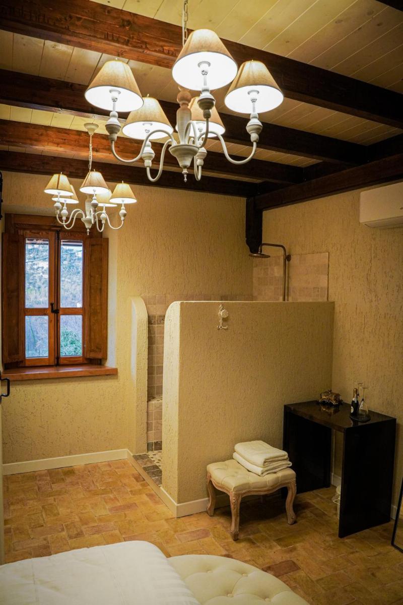 1870 Bed & Breakfast - Hizvo