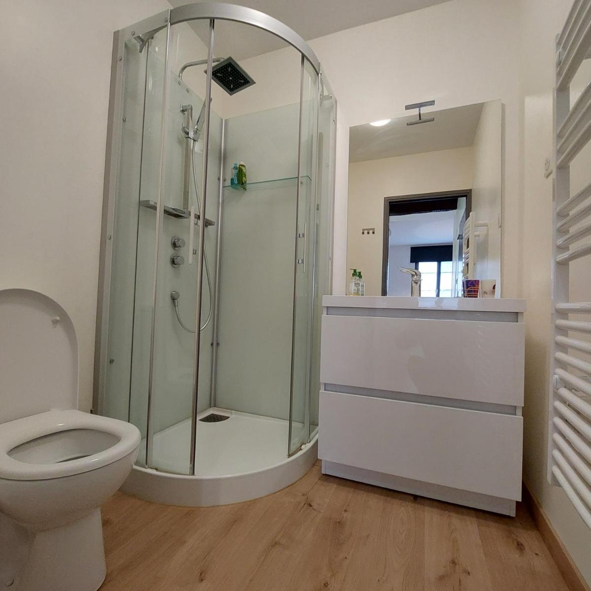 Appart face au mail - Housity