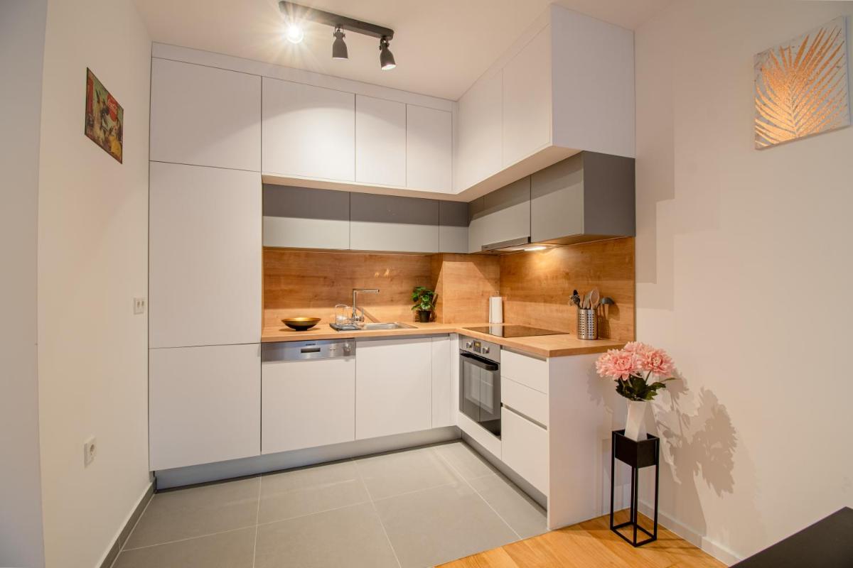 Flexible SelfCheckIns 41 - Zagreb - Luxury - Parking - Loggia - Brand New - Housity