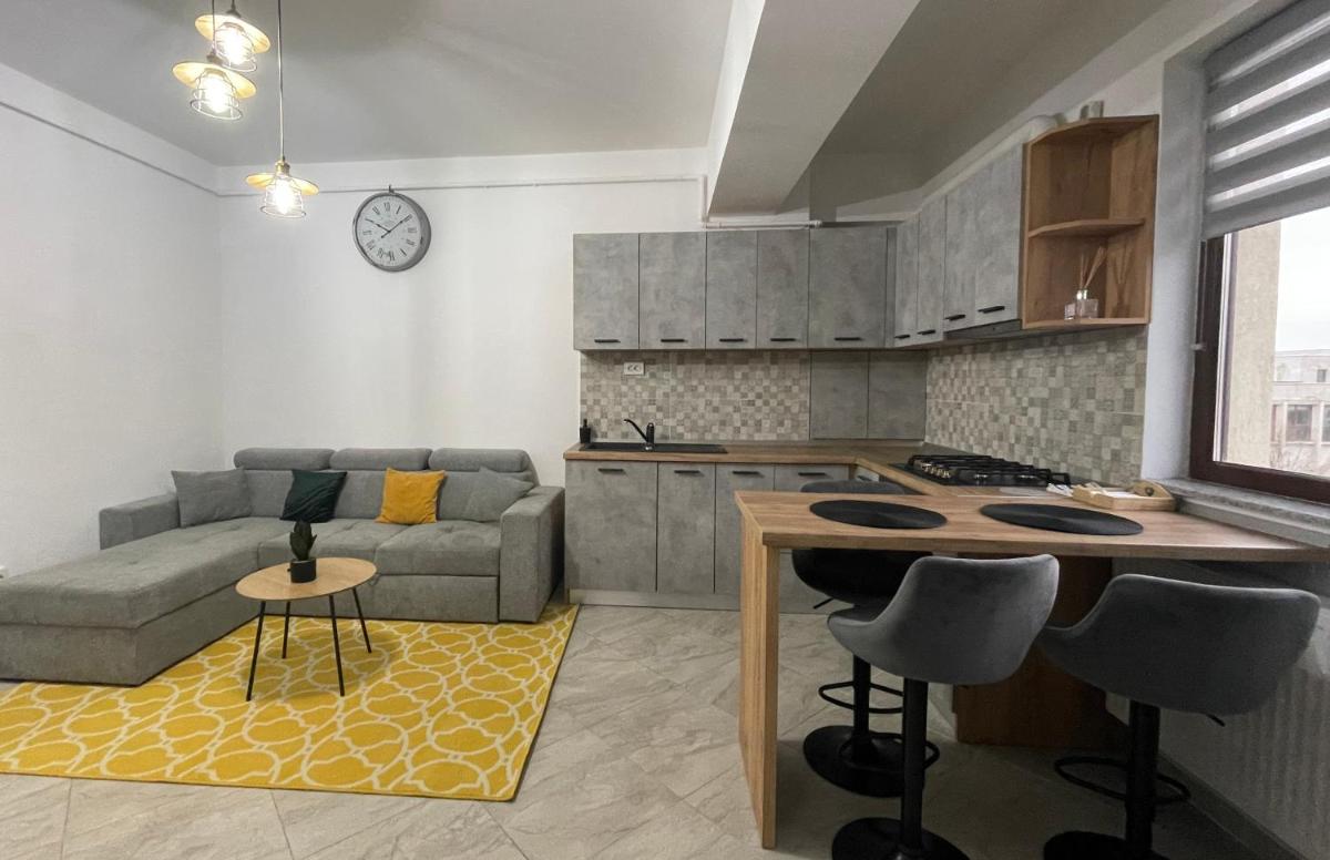 Suitetrails - Lazar Nest Apartment - Palas Center