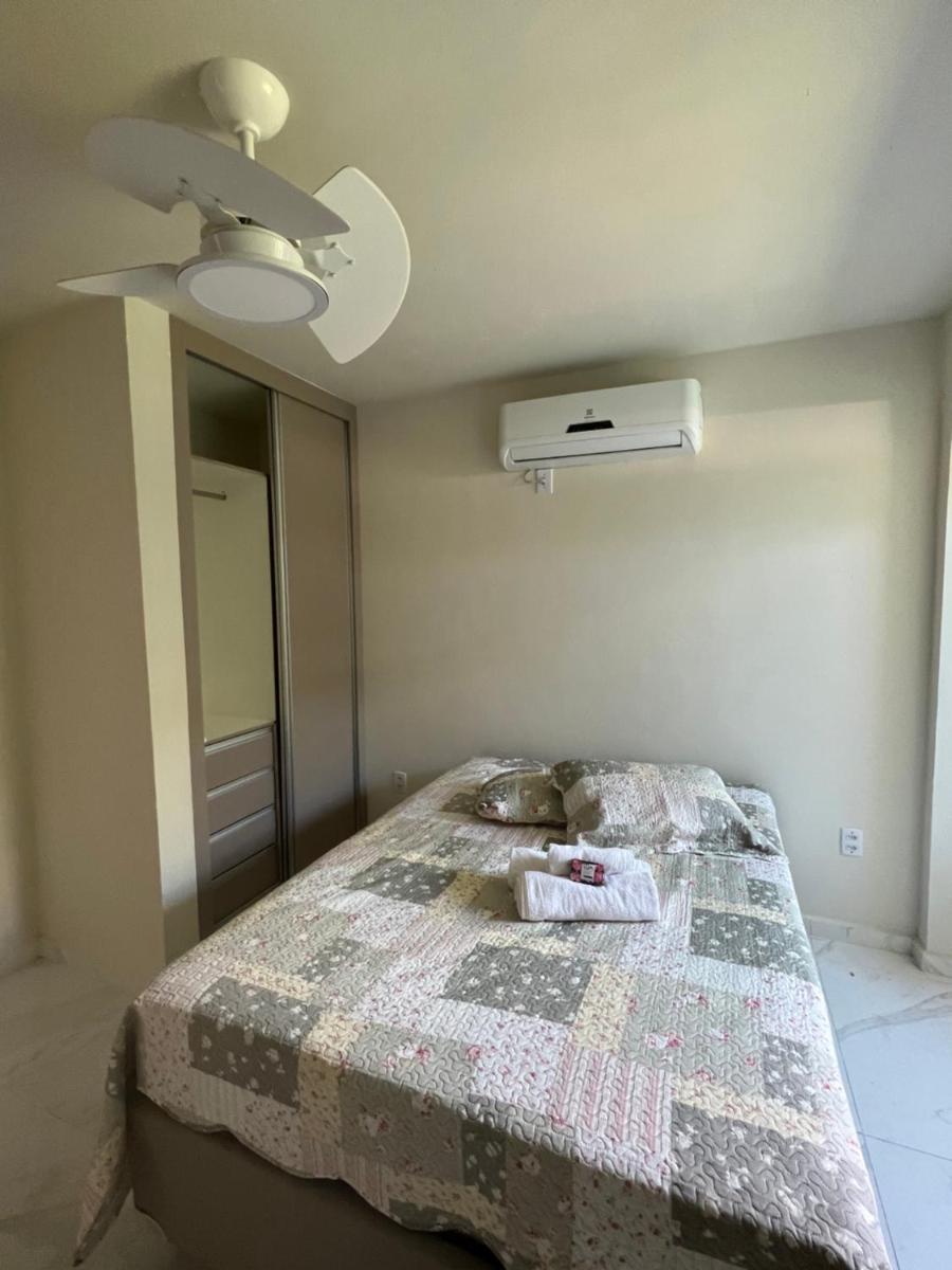 CasaCactus em Tamoios na quadra da praia junto a Barra de São João - Housity