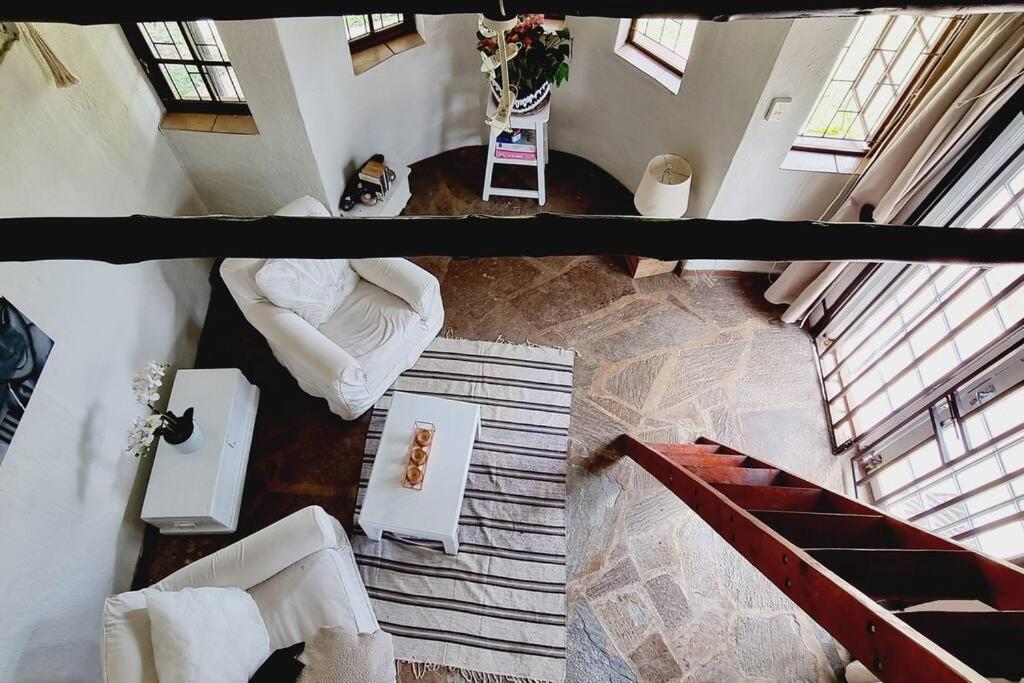 The Loft: Cosy 1 Bed Loft W/ Amazing View and Pool - Housity