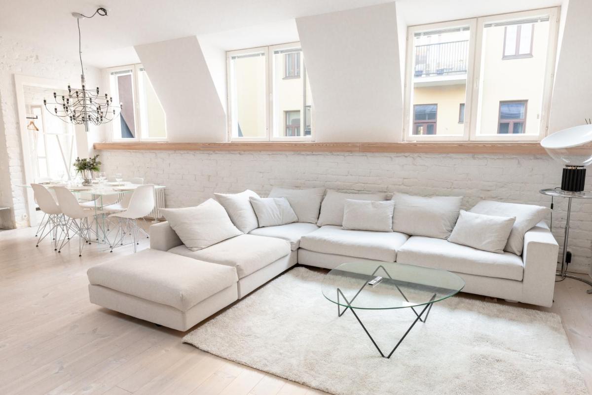 POISTA 2ndhomes Stunning and Luminous 2BR Loft House w Sauna in Eira - Housity