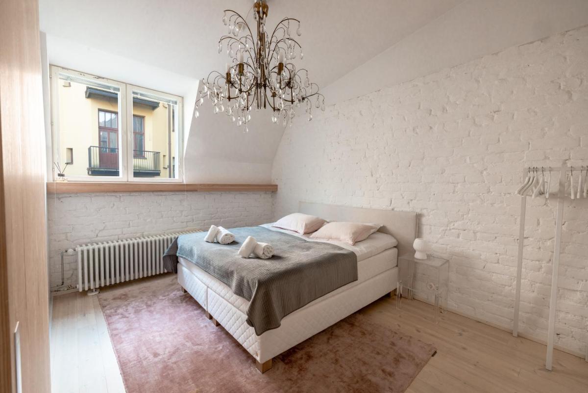 Suitetrails - 2ndhomes Stunning and Luminous 2BR Loft House w Sauna in Eira