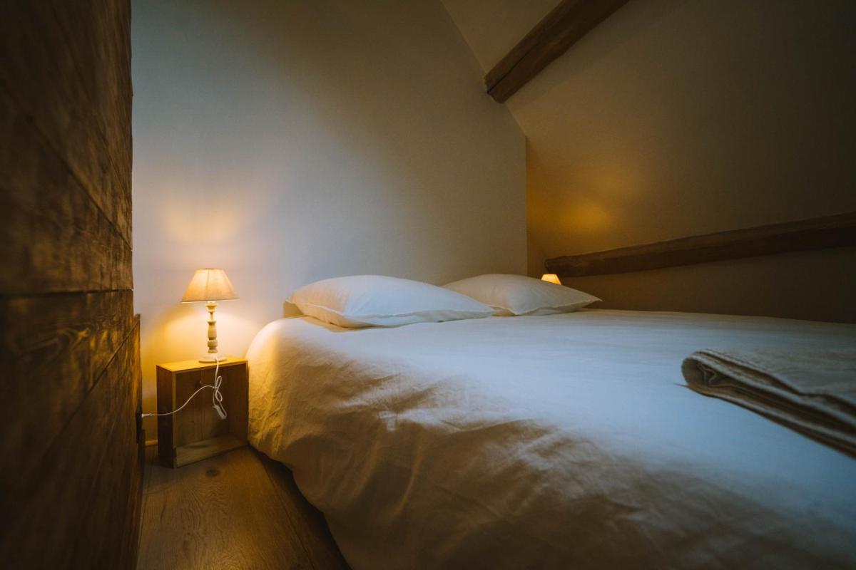 Bleausard’s Guest House, cozy place next to river - Housity