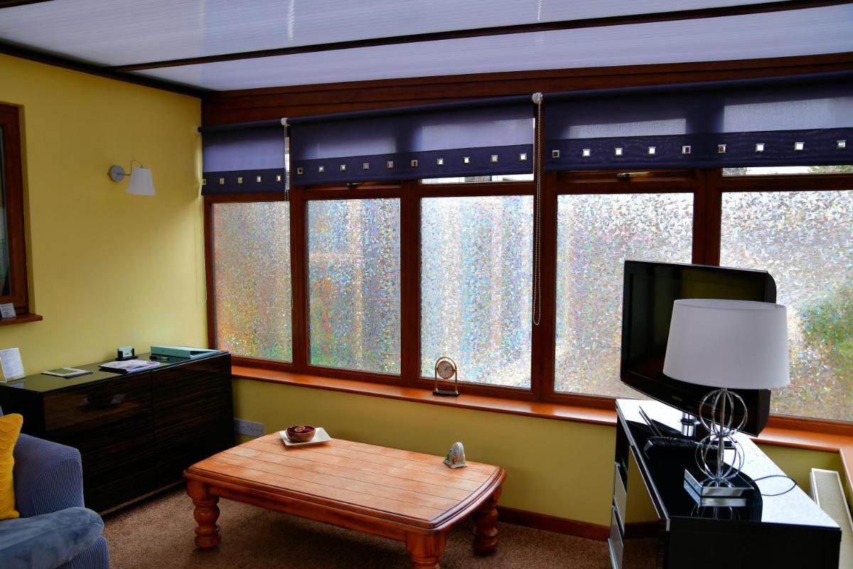 Entire Niche - Housity