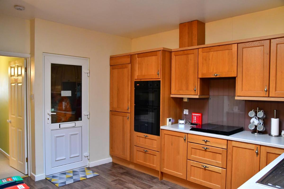 Entire Niche - Housity