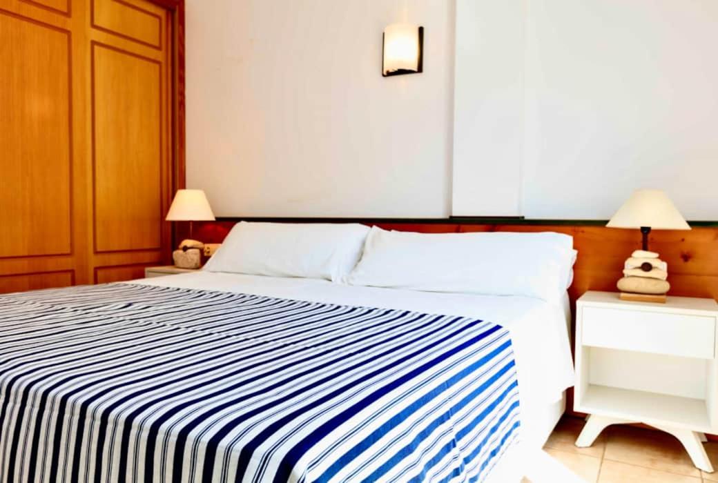 APARTAMENTO SA VARADERO 2S VISTA MARE LATERALE - Housity