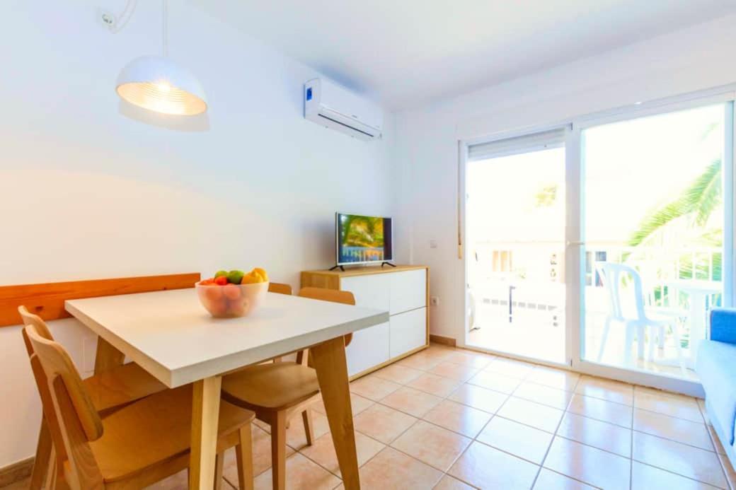 APARTAMENTO SA VARADERO 2S VISTA MARE LATERALE - Housity