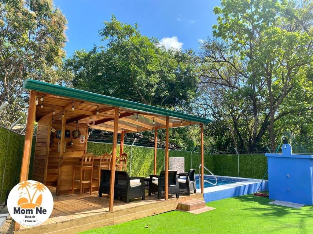 Mom Ne Beach House - Housity