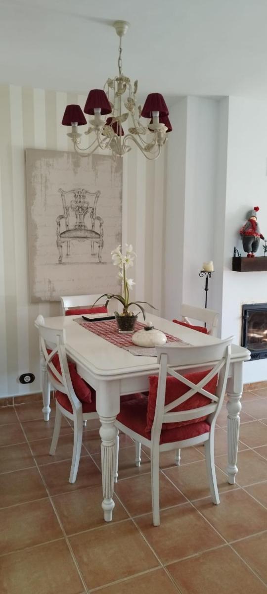 OROEL Beds & Dreams - Espectacular planta baja en Badaguás-Pirineo - Housity