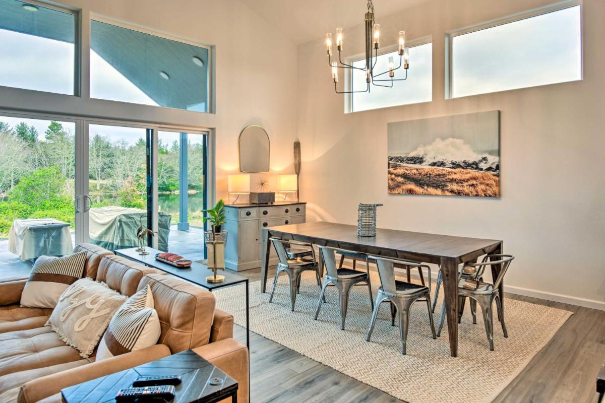 Modern Ocean Shores Getaway with Dock! - Housity